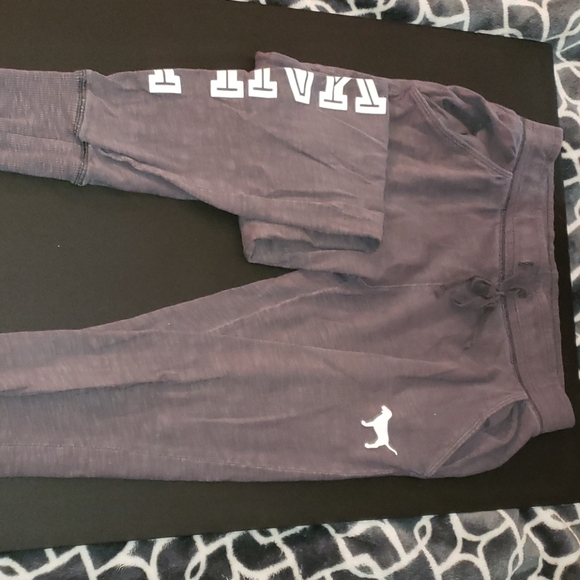 Sweatpants - Picture 1 of 2